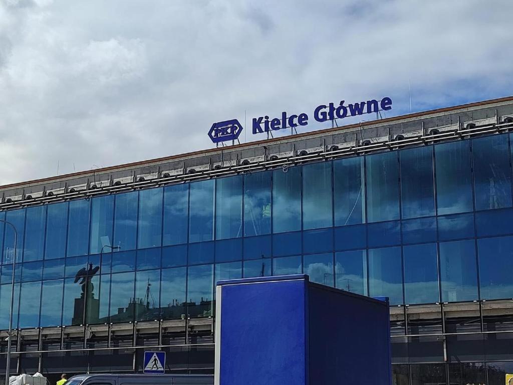 Channel Na Wspolnej Centrum Deptak Pkp Pks Garaz Podziemny-zameldowanie -wymeldowanie Bez Kontaktowe *