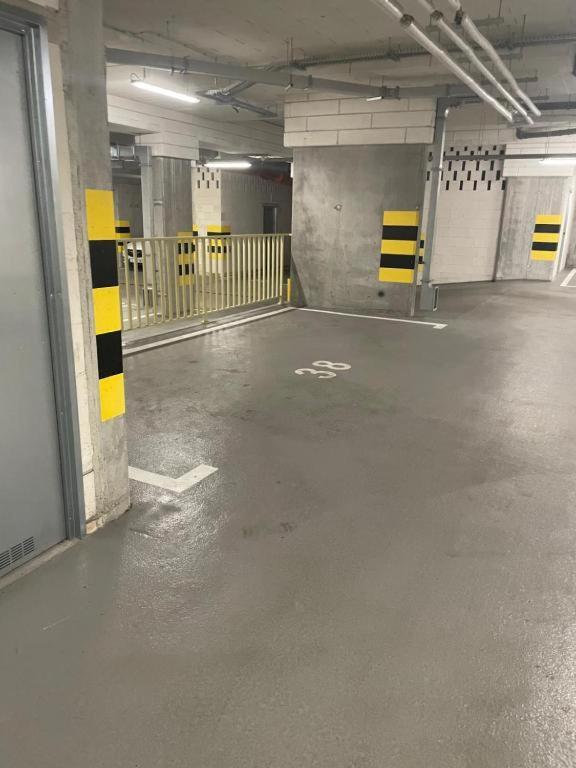 Channel Na Wspolnej Centrum Deptak Pkp Pks Garaz Podziemny-zameldowanie -wymeldowanie Bez Kontaktowe Apartment *